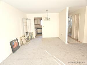 Homes for sale in Bloomfield, CT | 38 Sutton Pl #38, Bloomfield, CT 06002 | MLS# 24142723