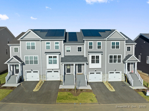 Homes for sale in Cheshire, CT | 129 Shea Cir #129, Cheshire, CT 06410 | MLS# 24100412