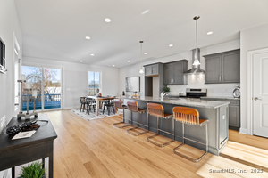 Homes for sale in Cheshire, CT | 129 Shea Cir #129, Cheshire, CT 06410 | MLS# 24100412