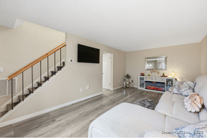 Homes for sale in Newington, CT | 39 Cottonwood Rd #39, Newington, CT 06111 | MLS# 24142967