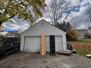 Homes for sale in Groton, CT | 231 Poquonnock Rd, Groton, CT 06340 | MLS# 24143024