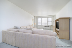 Homes for sale in Stamford, CT | 91 Strawberry Hill Ave #APT 636, Stamford, CT 06902 | MLS# 24143041