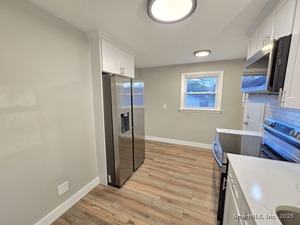 Homes for sale in Windsor, CT | 11 Fyler Dr, Windsor, CT 06095 | MLS# 24143036