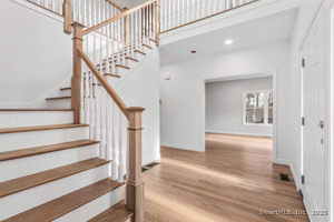 Homes for sale in Avon, CT | 60 Hollister Dr, Avon, CT 06001 | MLS# 24143010