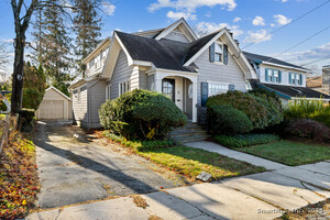 Homes for sale in New London, CT | 194 Thames St, New London, CT 06320 | MLS# 24142774