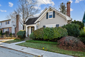 Homes for sale in New London, CT | 194 Thames St, New London, CT 06320 | MLS# 24142774