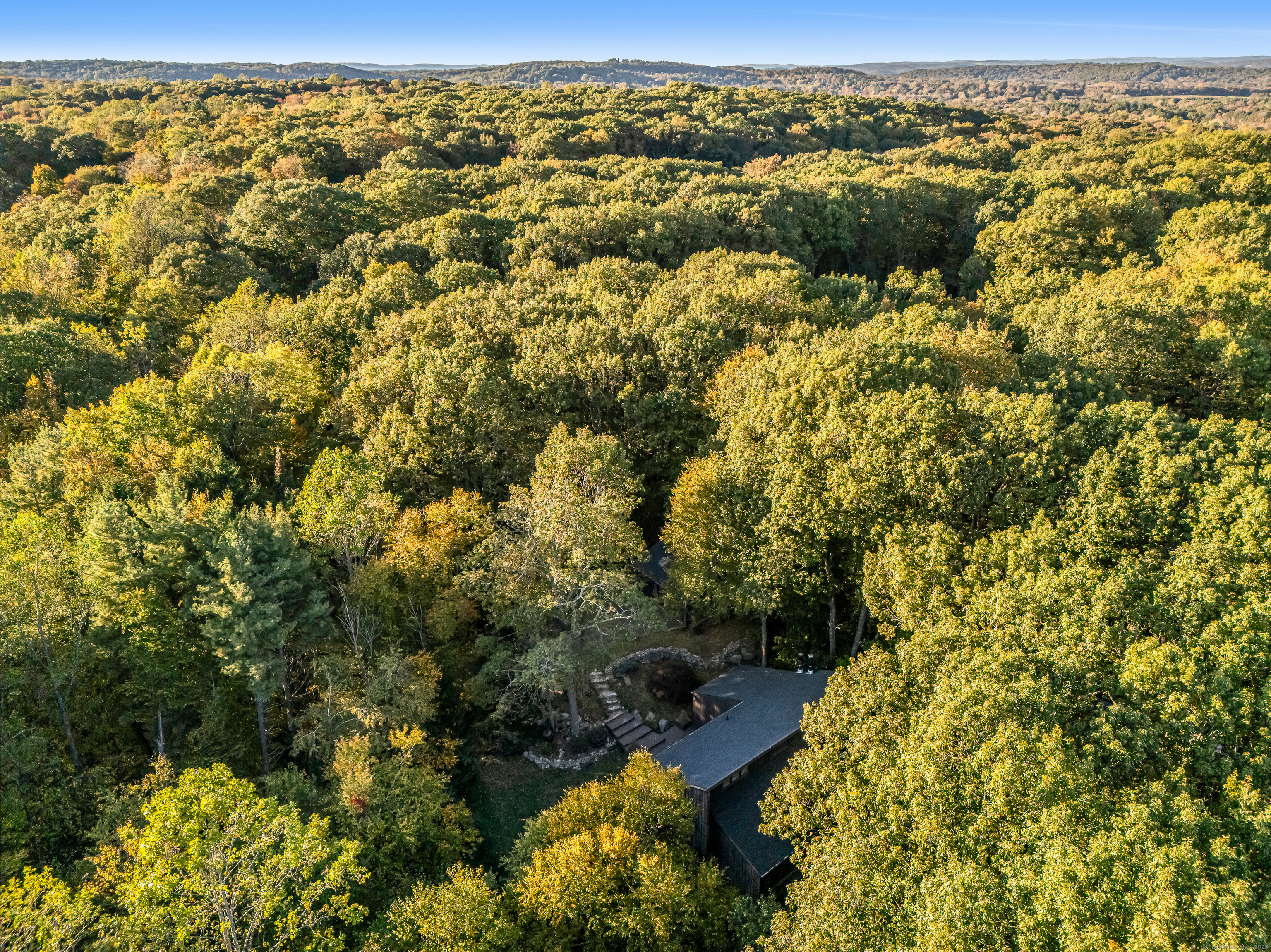 Homes for sale in Newtown, CT | 4 Old Gate Ln, Newtown, CT 06470 | MLS# 24143201