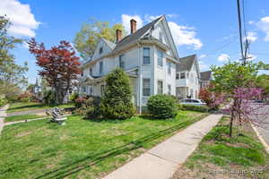 Homes for sale in Middletown, CT | 175 Lincoln St, Middletown, CT 06457 | MLS# 24143114