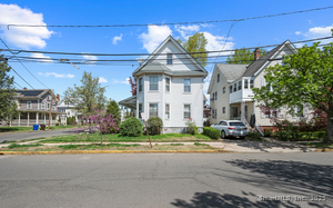Homes for sale in Middletown, CT | 175 Lincoln St, Middletown, CT 06457 | MLS# 24143114