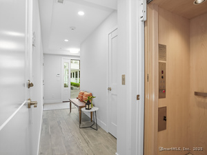 Homes for sale in Fairfield, CT | 21 Beaumont St #21, Fairfield, CT 06824 | MLS# 24143146