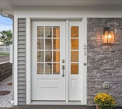 Homes for sale in Fairfield, CT | 21 Beaumont St #21, Fairfield, CT 06824 | MLS# 24143146