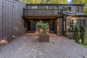 Homes for sale in Newtown, CT | 4 Old Gate Ln, Newtown, CT 06470 | MLS# 24143201