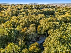 Homes for sale in Newtown, CT | 4 Old Gate Ln, Newtown, CT 06470 | MLS# 24143201