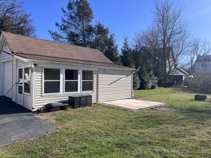 Homes for sale in Enfield, CT | 17 Francis Ave, Enfield, CT 06082 | MLS# 24143095