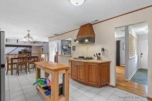 Homes for sale in Milford, CT | 752 New Haven Ave, Milford, CT 06460 | MLS# 24038892