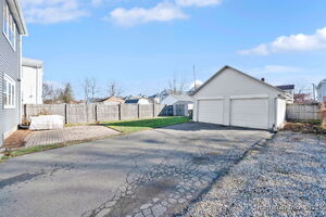 Homes for sale in West Hartford, CT | 108 Newington Rd, West Hartford, CT 06110 | MLS# 24143124