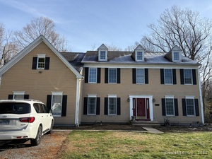 Homes for sale in Shelton, CT | 5 Independence Dr, Shelton, CT 06484 | MLS# 24141609