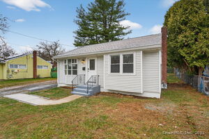 Homes for sale in New Britain, CT | 874 Slater Rd, New Britain, CT 06053 | MLS# 24143182