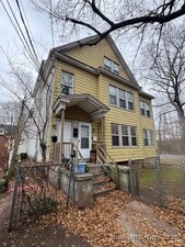 Homes for sale in New Haven, CT | 40 Harding Pl, New Haven, CT 06511 | MLS# 24143263