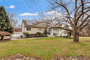 Homes for sale in Easton, CT | 28 Hillside Dr, Easton, CT 06612 | MLS# 24143197