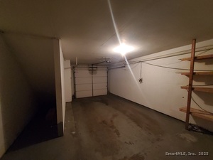 Homes for sale in Waterbury, CT | 35 Pearl Lake Rd #APT B, Waterbury, CT 06706 | MLS# 24143211