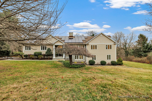 Homes for sale in Easton, CT | 28 Hillside Dr, Easton, CT 06612 | MLS# 24143197