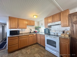 Homes for sale in Wallingford, CT | 230 Main St #63, Wallingford, CT 06492 | MLS# 24143020