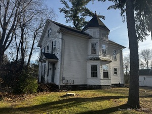 Homes for sale in Trumbull, CT | 58 Daniels Farm Rd, Trumbull, CT 06611 | MLS# 24142987