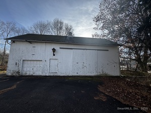 Homes for sale in Trumbull, CT | 58 Daniels Farm Rd, Trumbull, CT 06611 | MLS# 24142987