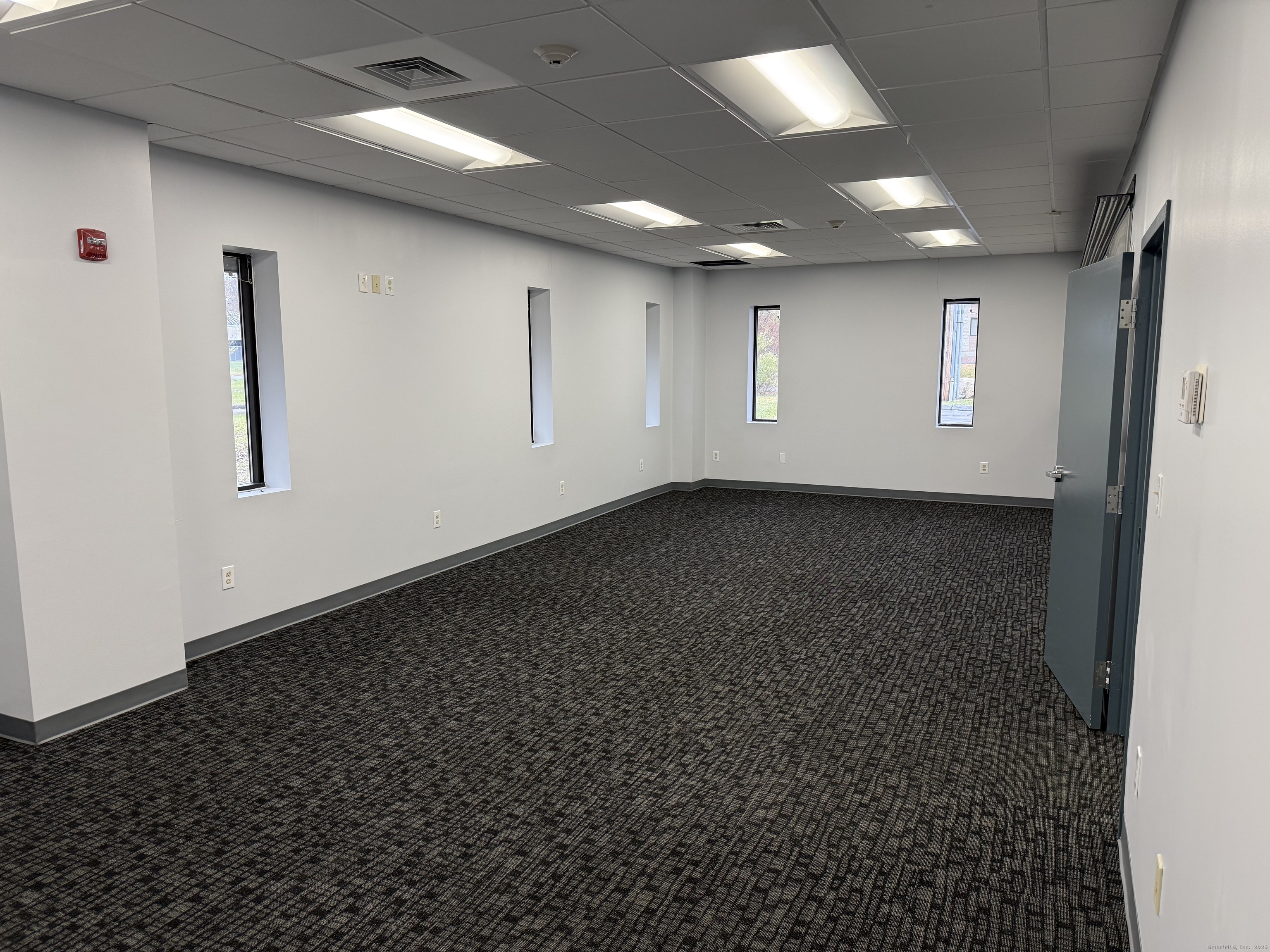 182 Commerce, East Haven, 06512, 0 , 0 ,0,Commercial For Lease,For Rent,Commerce,0,24143347