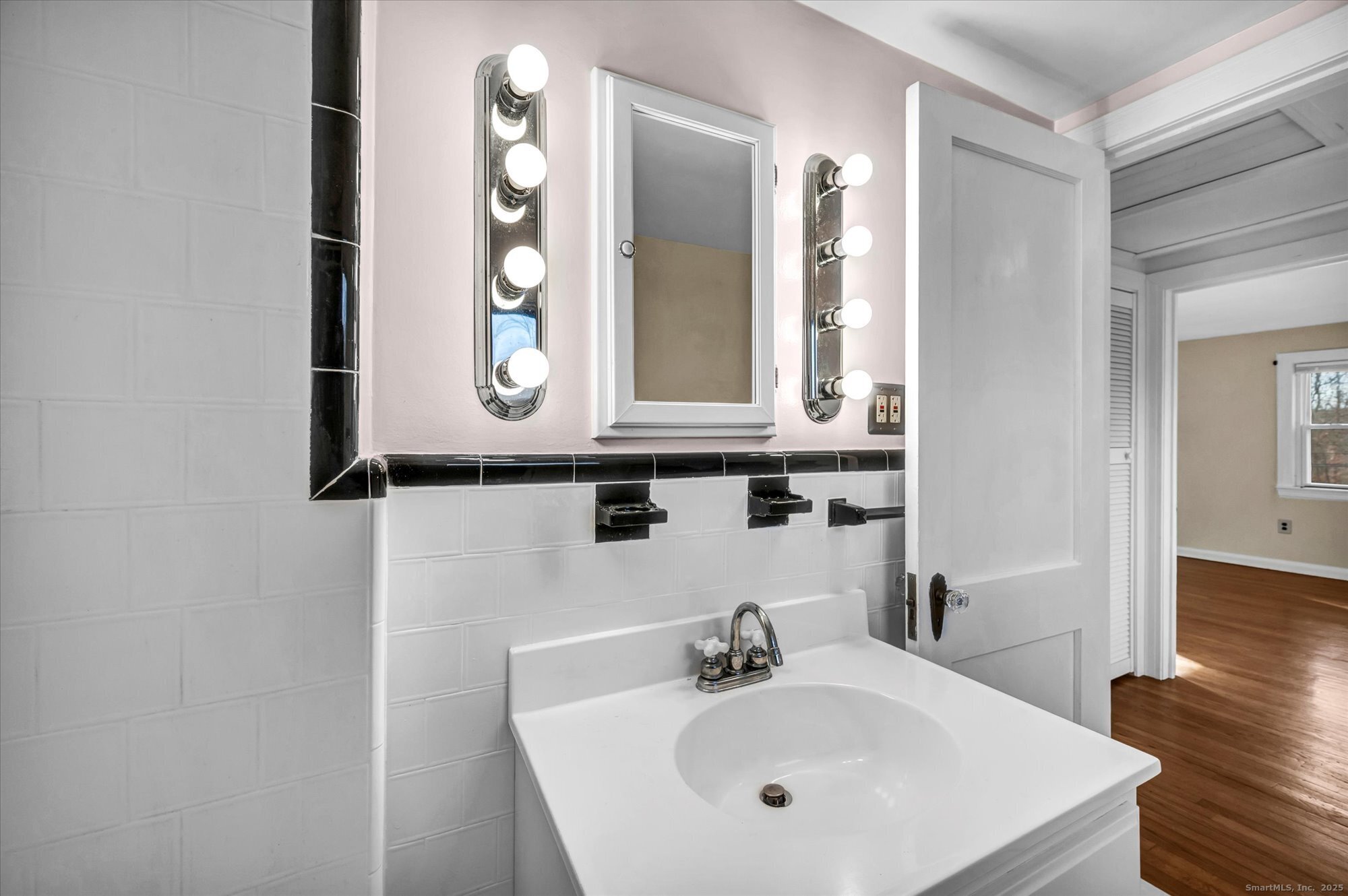 Homes for sale in Middletown, CT | 237 Boston Rd, Middletown, CT 06457 | MLS# 24143133