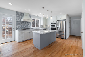 Homes for sale in Middletown, CT | 886 East St, Middletown, CT 06457 | MLS# 24143379