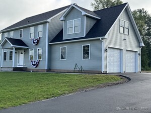 Homes for sale in Middletown, CT | 886 East St, Middletown, CT 06457 | MLS# 24143379