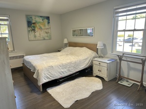 Homes for sale in Stamford, CT | 16 Revere Dr #APT 1, Stamford, CT 06902 | MLS# 24143290