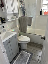 Homes for sale in Stamford, CT | 16 Revere Dr #APT 1, Stamford, CT 06902 | MLS# 24143290