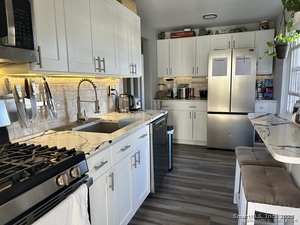 Homes for sale in Stamford, CT | 16 Revere Dr #APT 1, Stamford, CT 06902 | MLS# 24143290