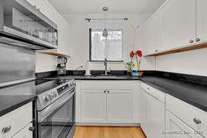 Homes for sale in Southbury, CT | 496 Heritage Vlg #A, Southbury, CT 06488 | MLS# 24143321