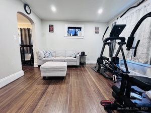 Homes for sale in Stratford, CT | 71 Oakland St, Stratford, CT 06615 | MLS# 24143053