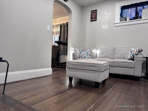 Homes for sale in Stratford, CT | 71 Oakland St, Stratford, CT 06615 | MLS# 24143053