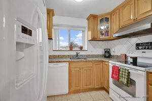 Homes for sale in Rocky Hill, CT | 7 Carillon Dr #APT C, Rocky Hill, CT 06067 | MLS# 24143333