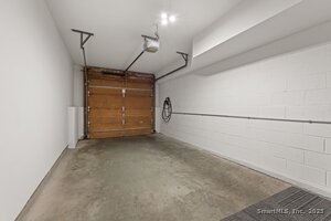 Homes for sale in Norwalk, CT | 65 Wolfpit Ave #APT 5C, Norwalk, CT 06851 | MLS# 24139488