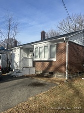 Homes for sale in Stratford, CT | 22 Sikorsky Pl, Stratford, CT 06614 | MLS# 24143273