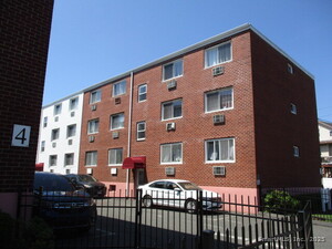 Homes for sale in Norwalk, CT | 4 Van Zant Rd #A2, Norwalk, CT 06855 | MLS# 24143359