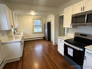 Homes for sale in Guilford, CT | 29 Water St, Guilford, CT 06437 | MLS# 24143369