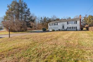 Homes for sale in Rocky Hill, CT | 1279 Maple St, Rocky Hill, CT 06067 | MLS# 24143311