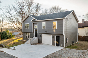 Homes for sale in Putnam, CT | 6 Prospect St, Putnam, CT 06260 | MLS# 24143134