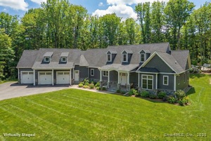 Homes for sale in Old Lyme, CT | 41 Whippoorwill Rd, Old Lyme, CT 06371 | MLS# 24139514