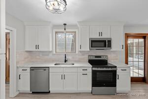 Homes for sale in East Hampton, CT | 123 W High St, East Hampton, CT 06424 | MLS# 24143392