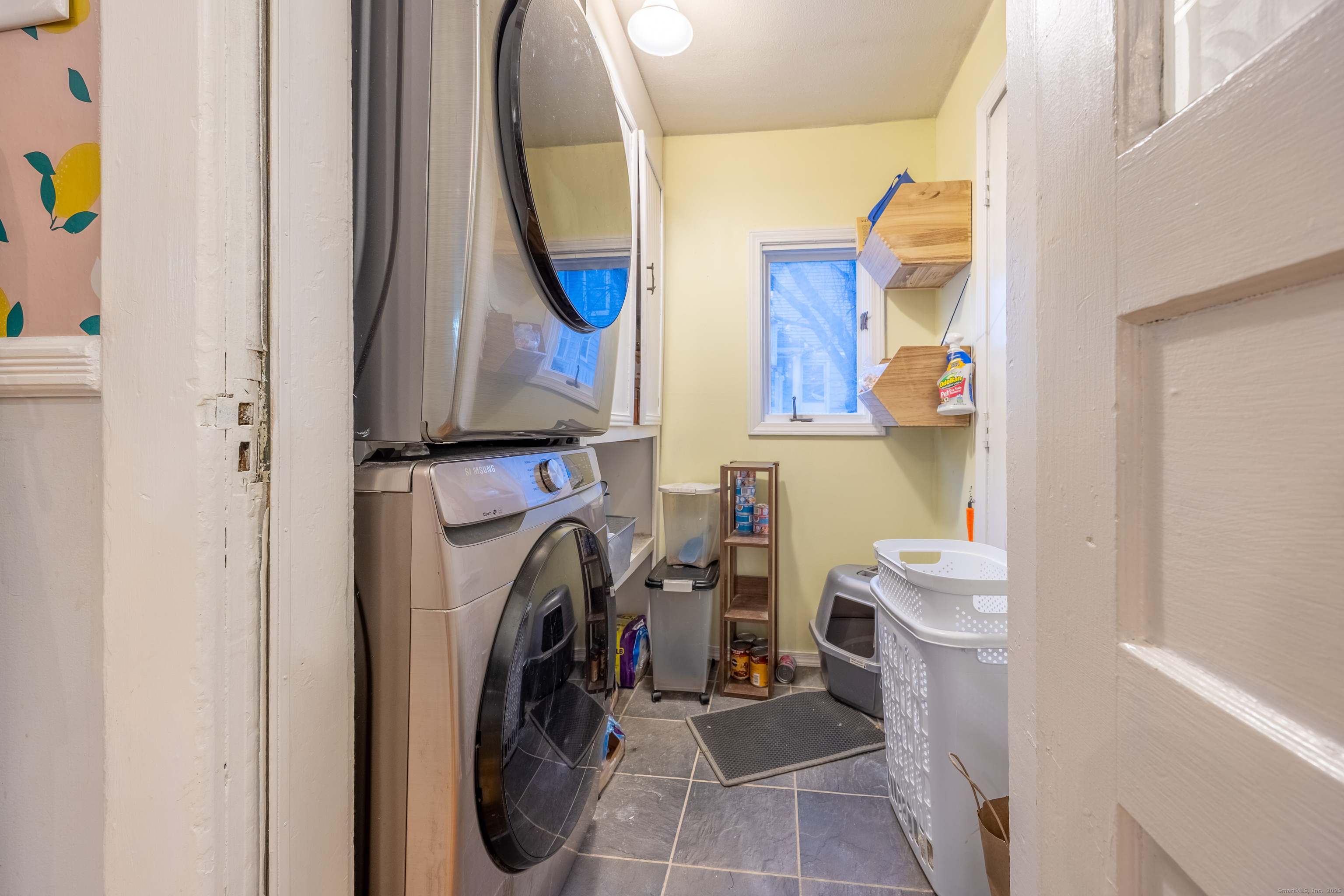 Photo 16 of 139 Grove Street, Bristol, CT