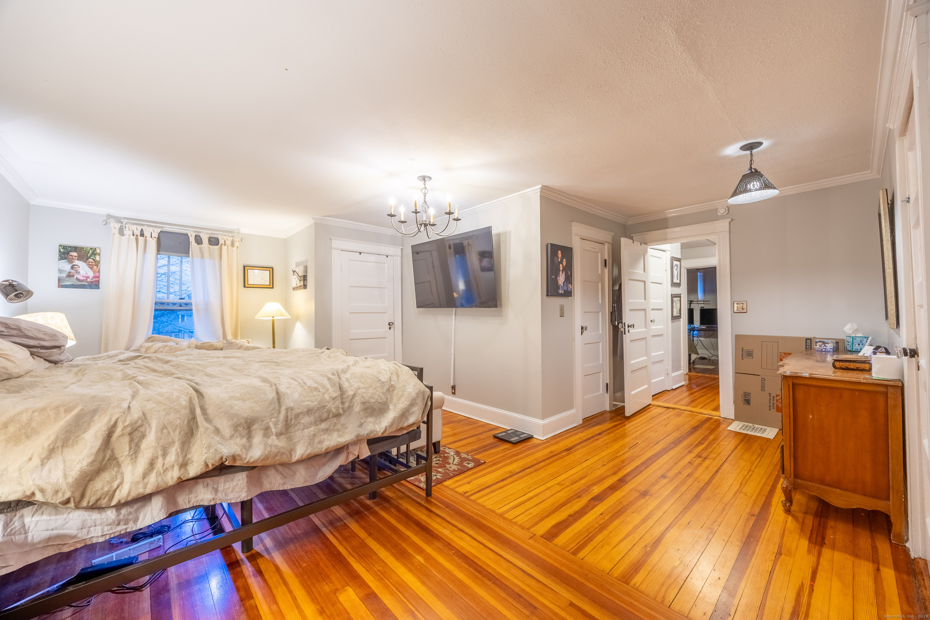 Photo 24 of 139 Grove Street, Bristol, CT